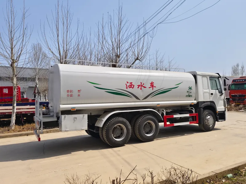 Water Sprinkler Truck 6×4/ Water Bowser）